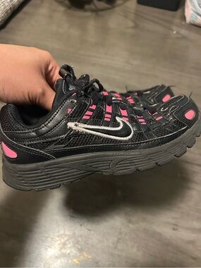 Nike Girls Sneakers